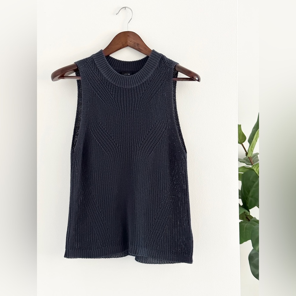 Joe’s Jeans Sweater Vest • Small